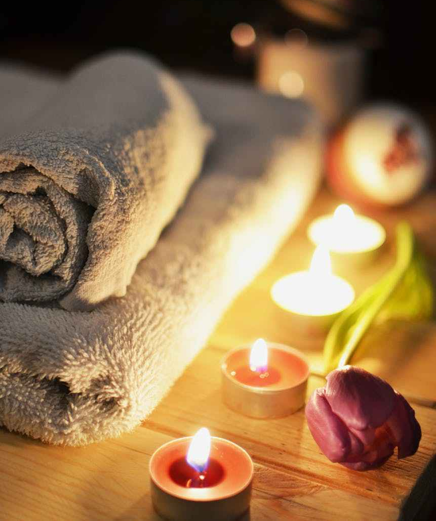 love romantic bath candlelight